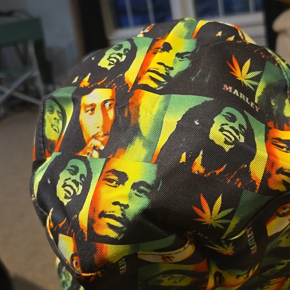 Bob Marley Bucket Hat.  💚   ⭐️✨️NEW✨️ - Picture 2 of 4